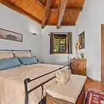 Vila Adriana *